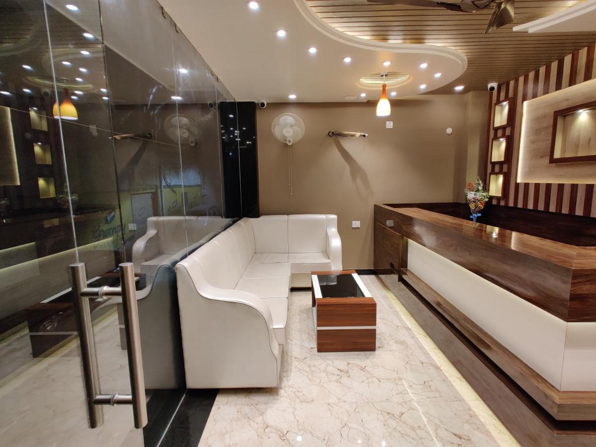 Hotel Palace Varanasi