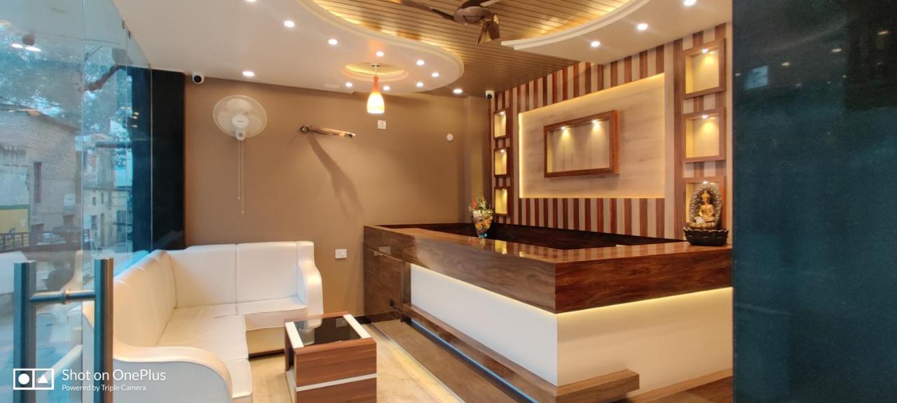 Hotel Palace Varanasi