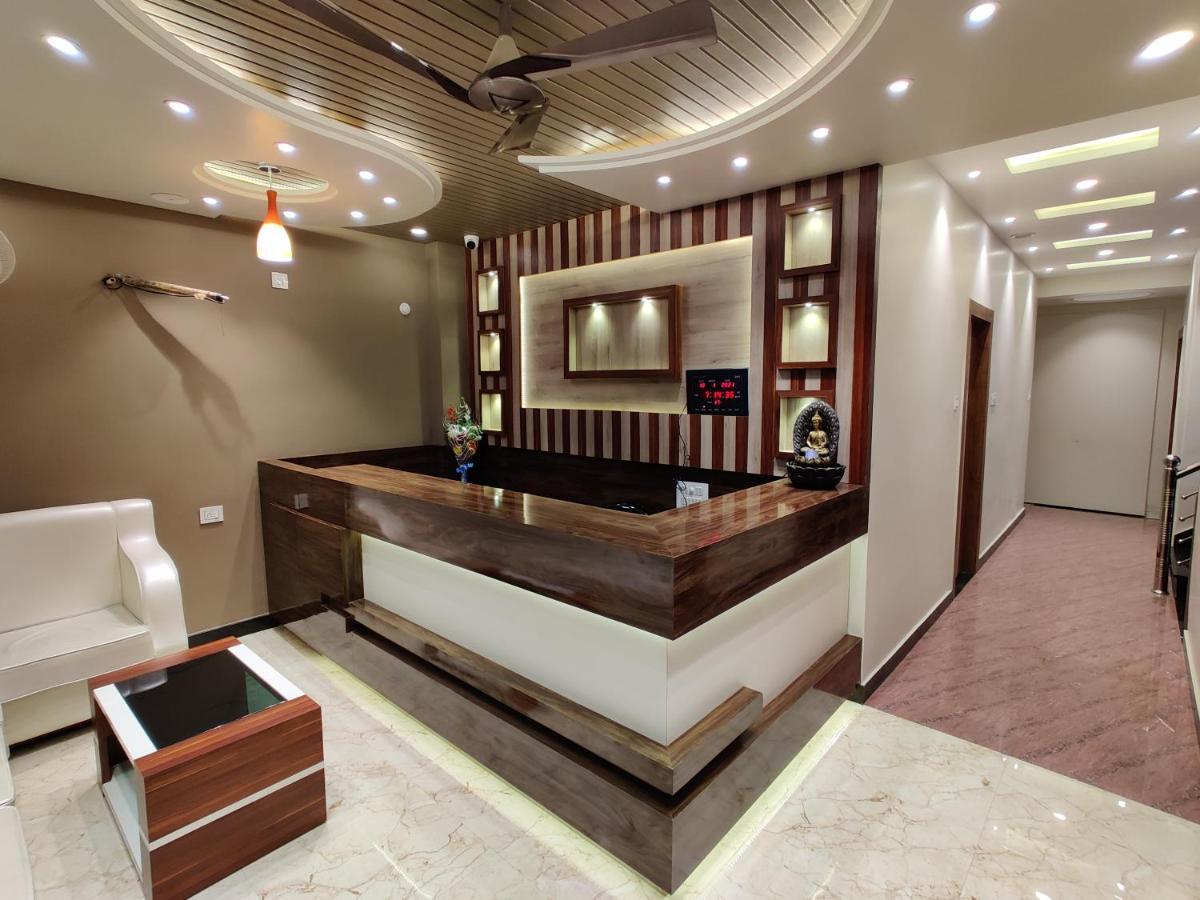 Hotel Palace Varanasi