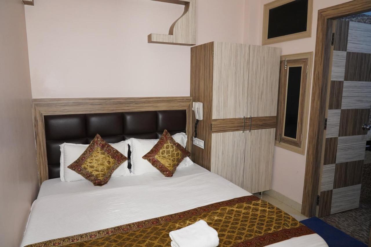 Hotel Palace Varanasi